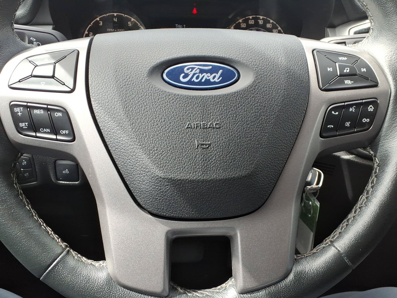 Used 2023 Blue Ford LARIAT image 28