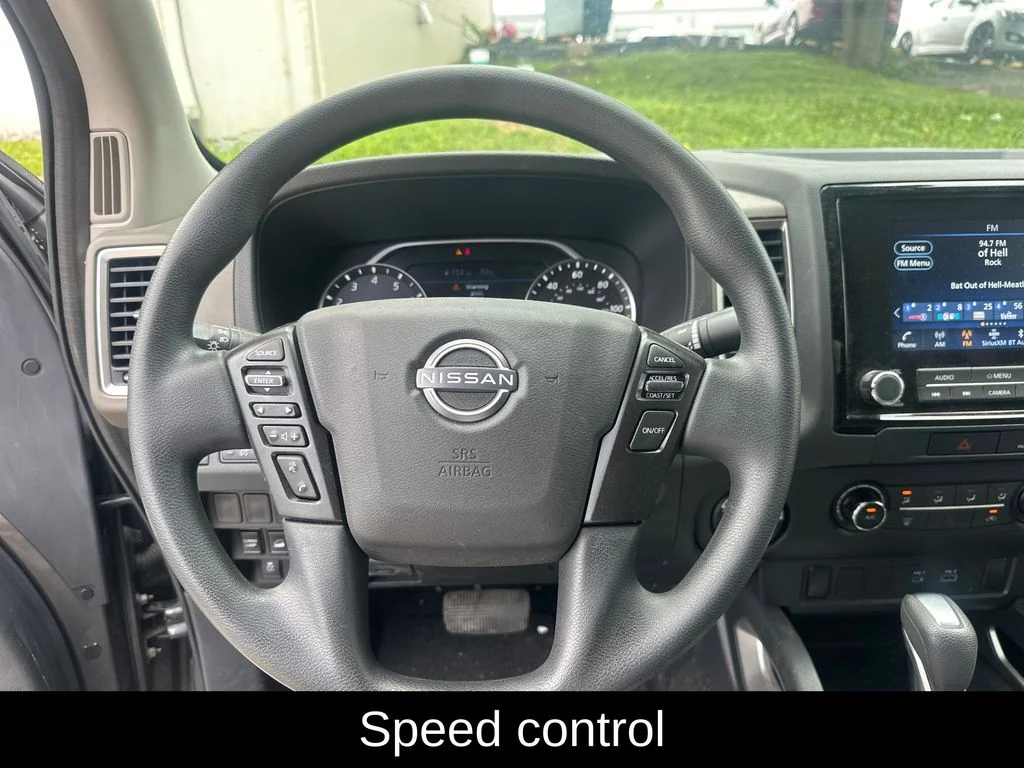 Used 2022 Gray Nissan SV image 13