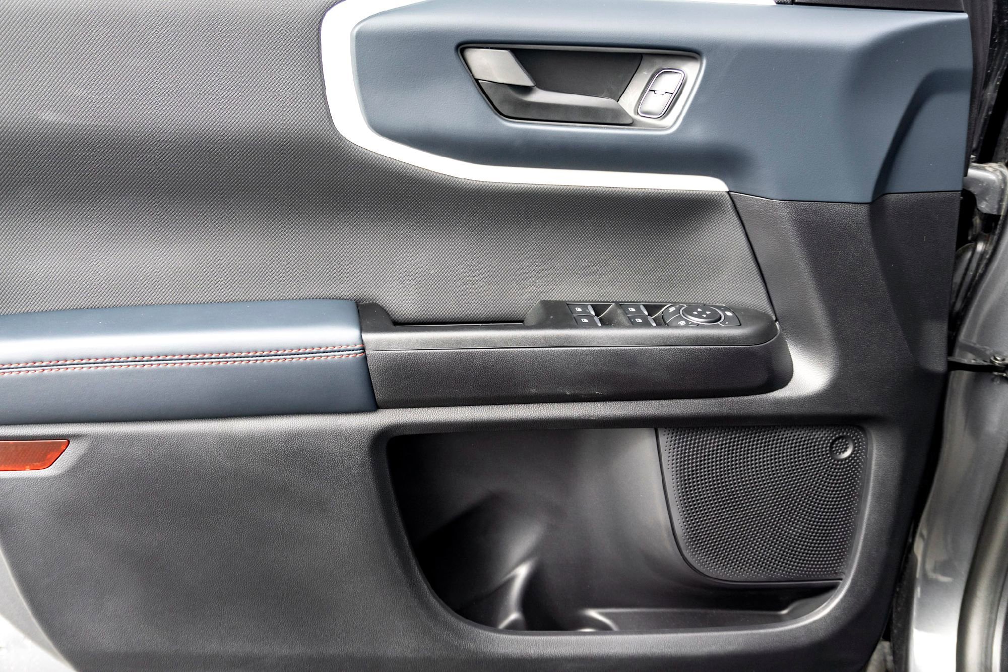 New 2025 Carbonized Gray Metallic Ford Heritage image 7