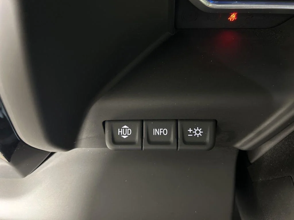 Used 2023 Titanium GMC Denali image 27