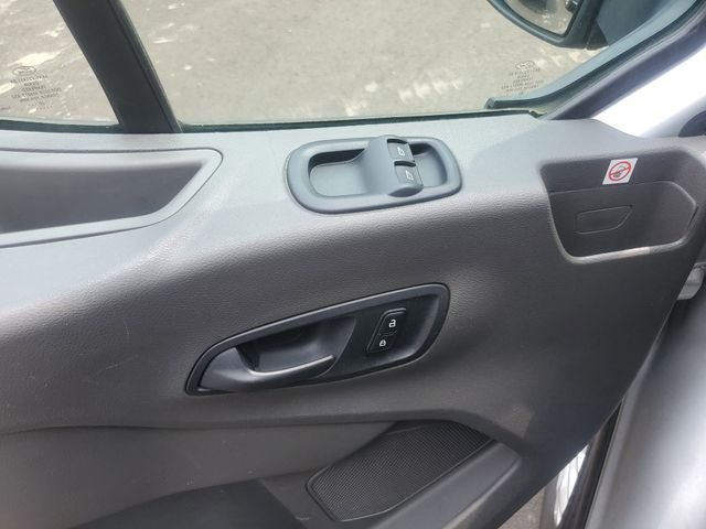 2020 Ford Transit Passenger Van XL - Photo 8