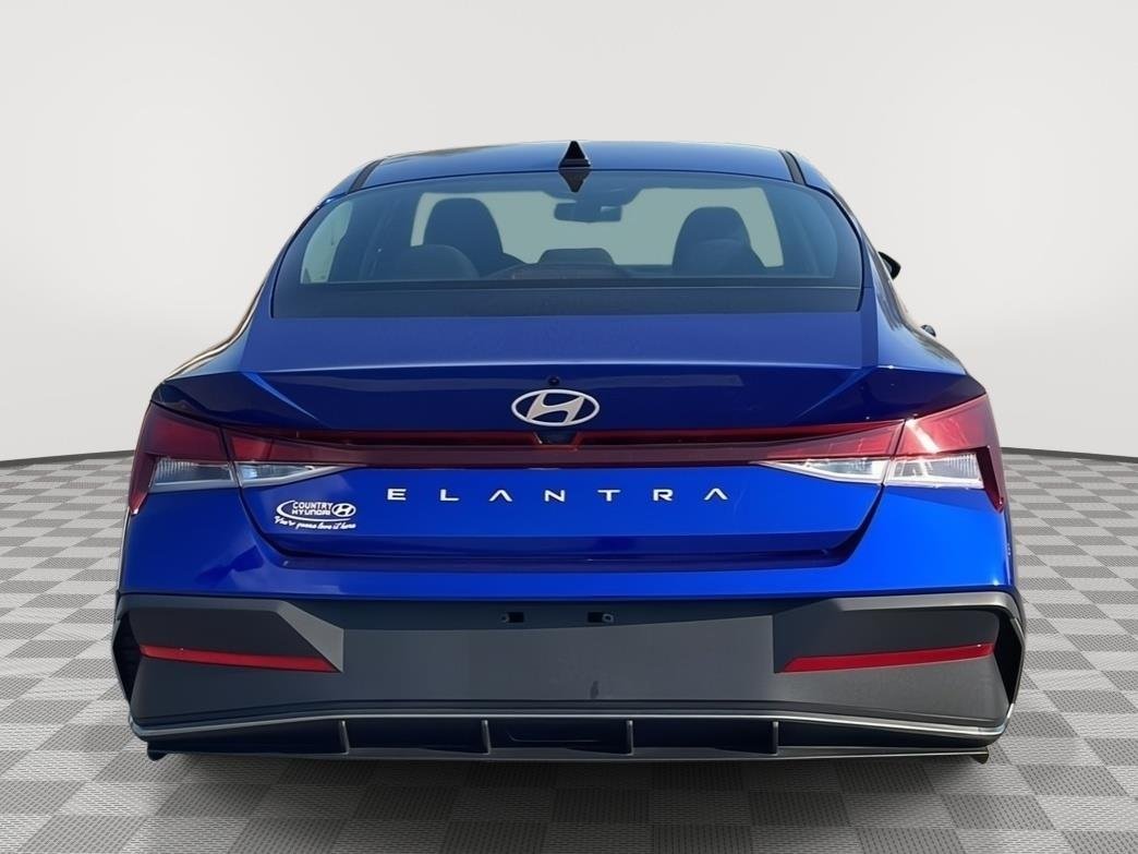 2024 Hyundai Elantra SEL - Photo 6