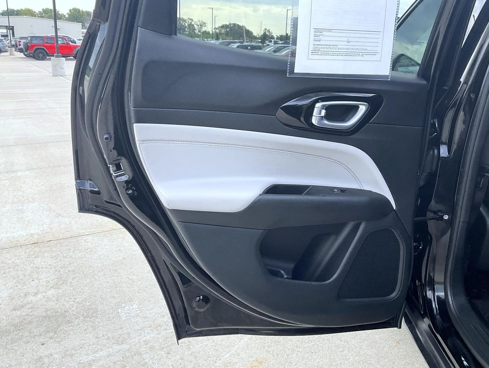 Used 2023 Black Jeep Limited image 18