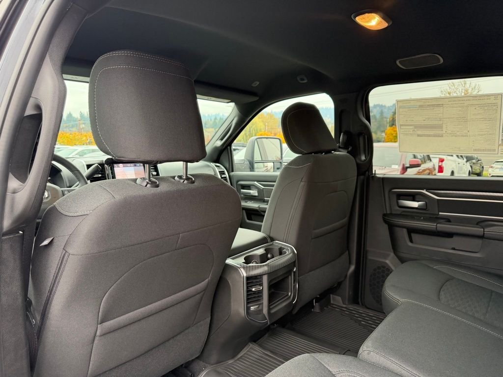 2026 RAM 3500 Big Horn - Photo 31