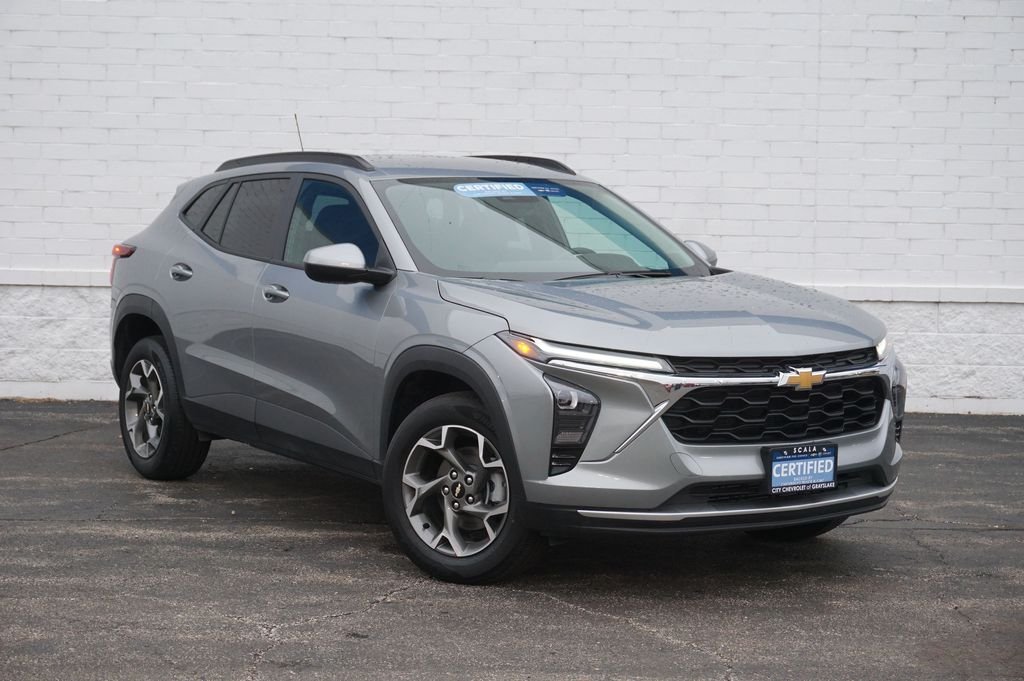 Used 2025 Gray Chevrolet LT image 2