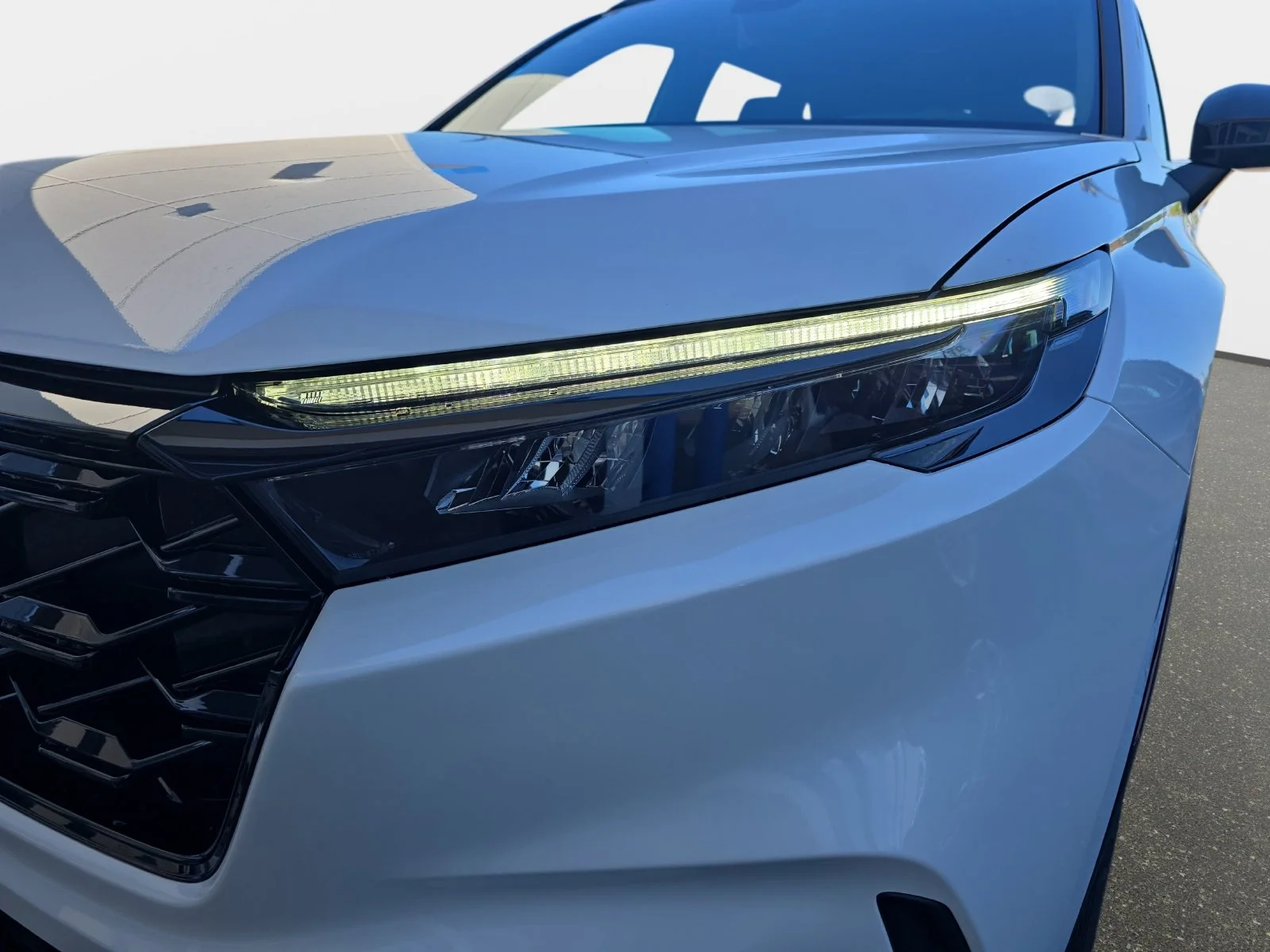 New 2027 Platinum White Pearl Honda Sport-L image 29
