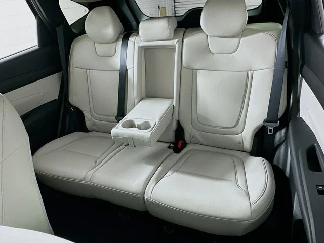 New 2026 Hyundai TUCSON SEL