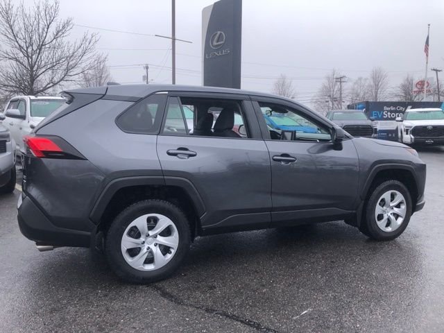 Used 2022 Gray Toyota LE image 3