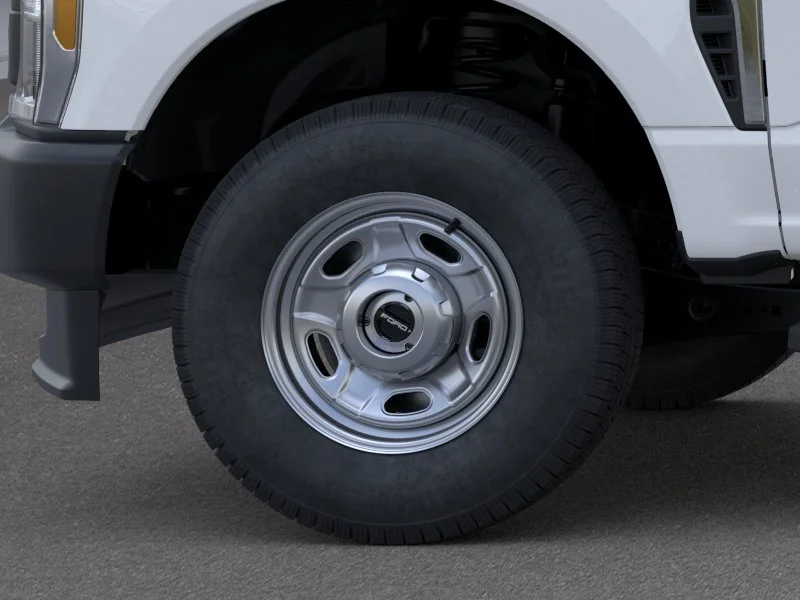New 2024 Oxford White Ford F-250® XL image 19