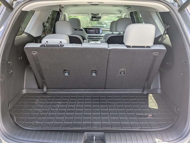 Used 2023 Gray Hyundai SEL image 12