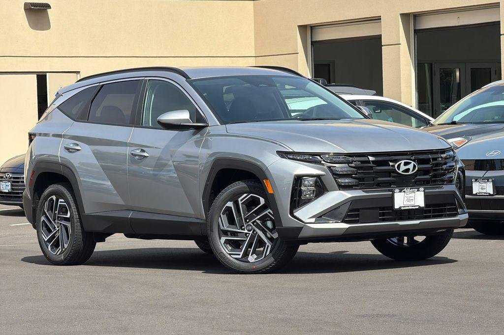 New 2026 Silver Hyundai SEL Plus AWD image 2