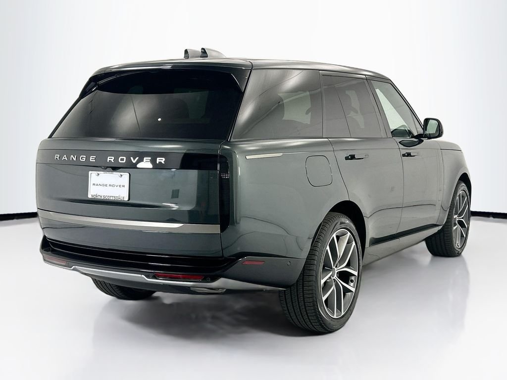 New 2026 Belgravia Green Land Rover SE image 5