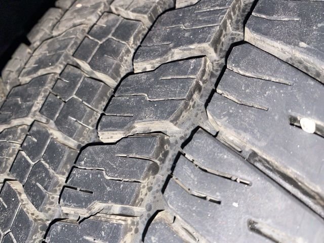 Used 2005 Blue Dodge SLT image 14