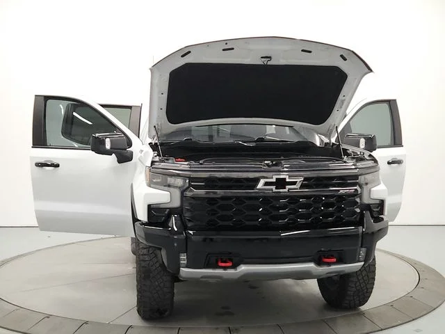 Used 2023 White Chevrolet ZR2 image 10