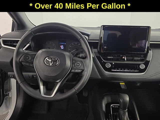 Used 2024 Pearl Toyota SE image 12