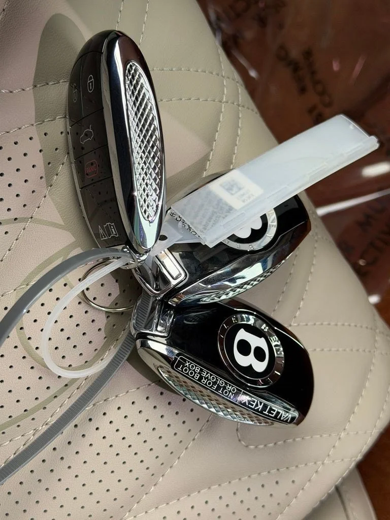New 2026 Snow Quartz Bentley GT Azure image 39