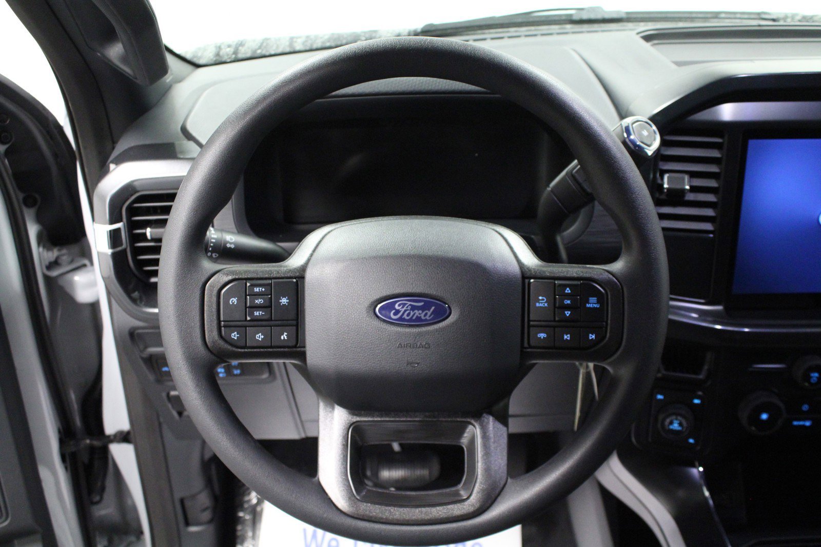 2025 Ford F-150 STX - Photo 17