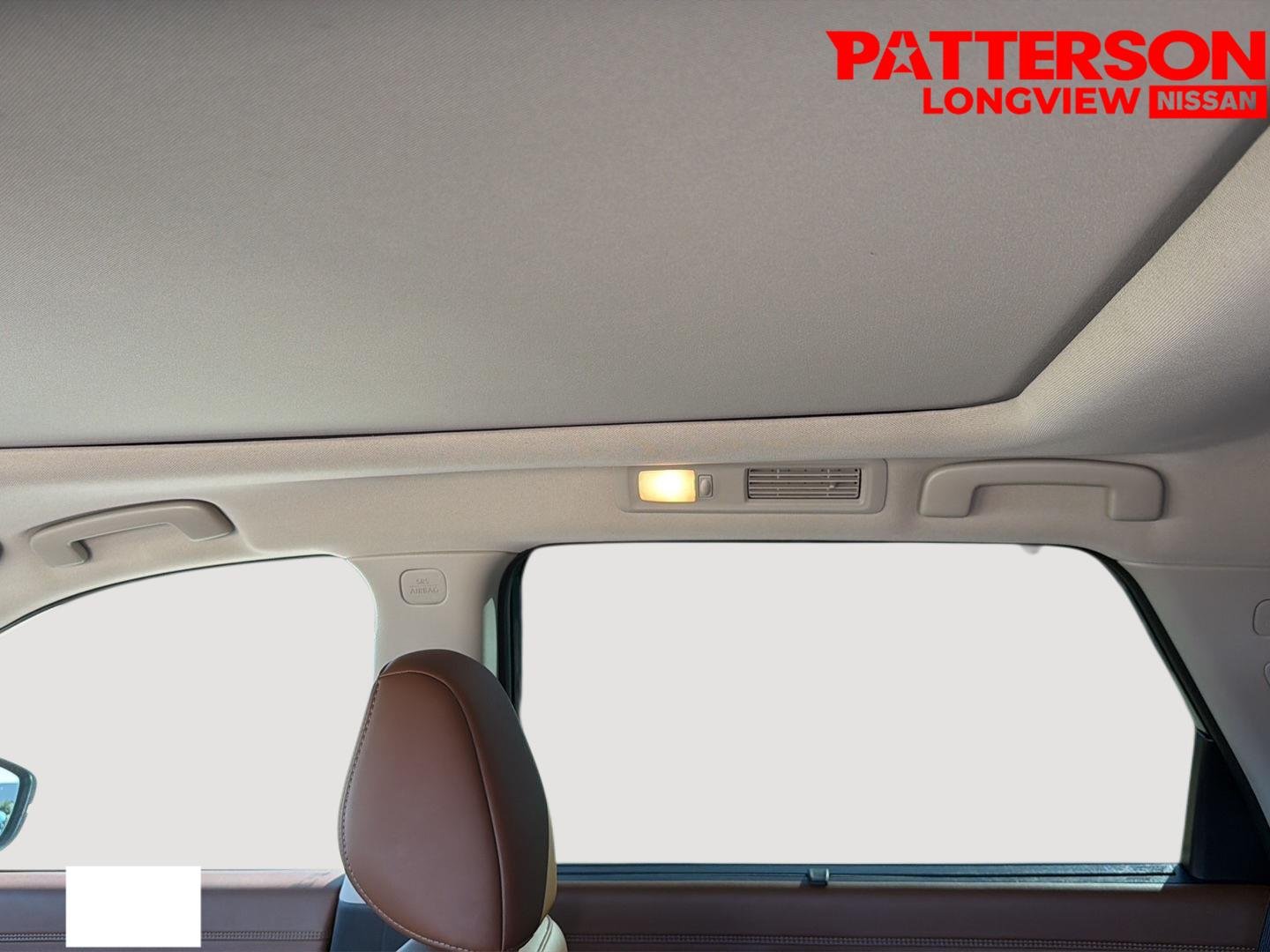 Used 2023 Obsidian Green Pearl Nissan Platinum image 7