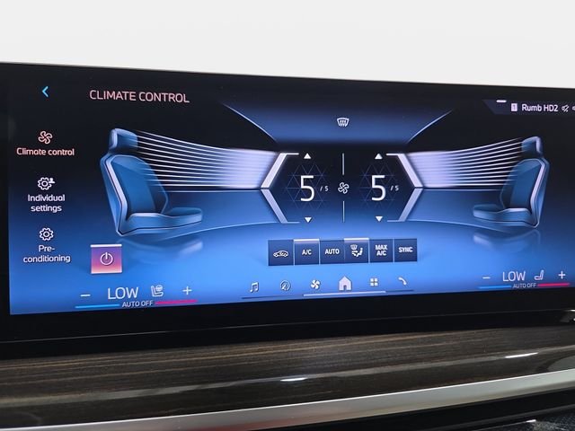 Certified Used 2024 Mineral White Metallic BMW xDrive40i image 19