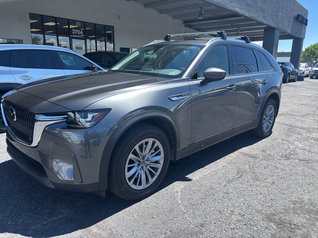 Used 2025 Machine Gray Metallic Mazda Preferred Package image 5