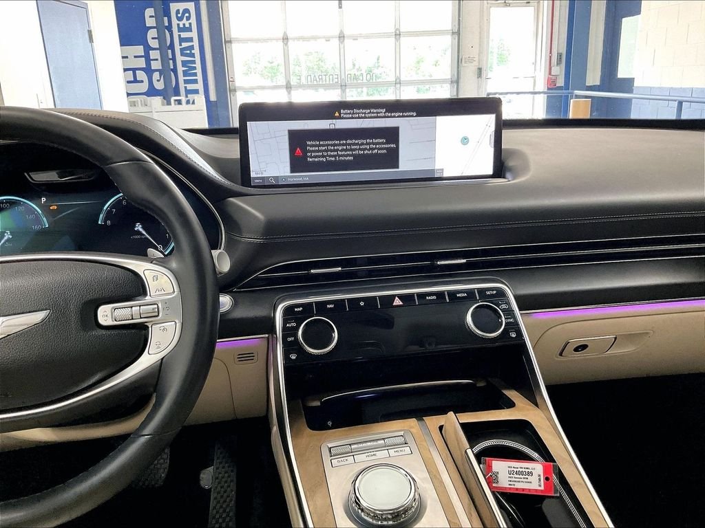 Used 2023 White Genesis 2.5T image 18