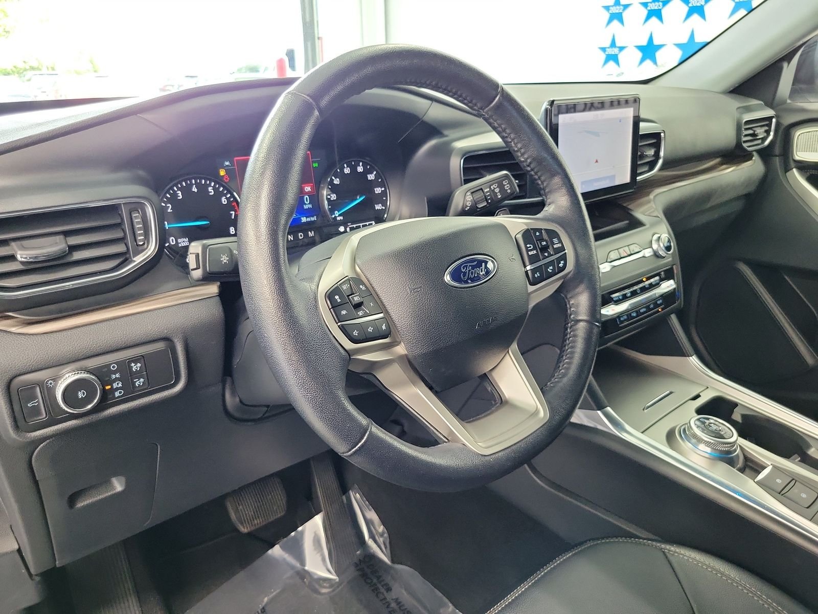 Used 2020 Gray Ford Limited image 10