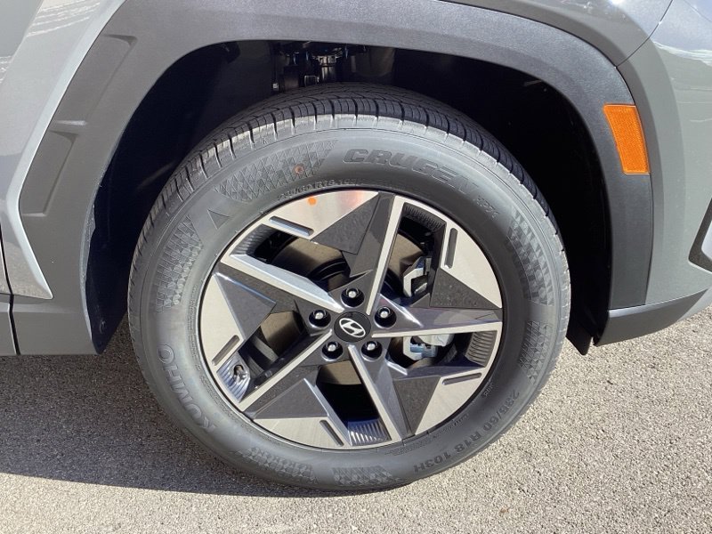New 2026 Gray Hyundai SEL Plus image 9