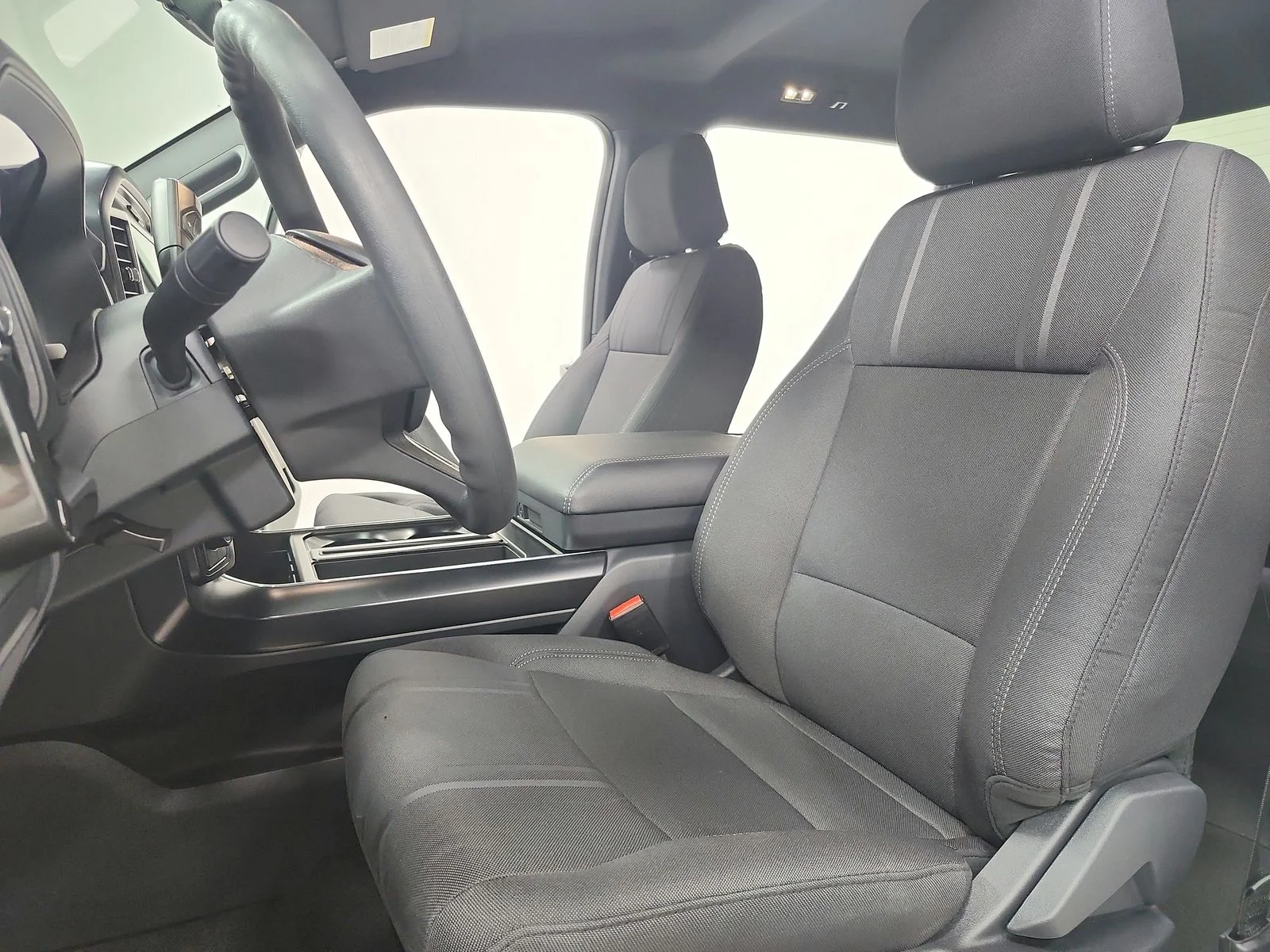 New 2026 Oxford White Ford STX® image 19
