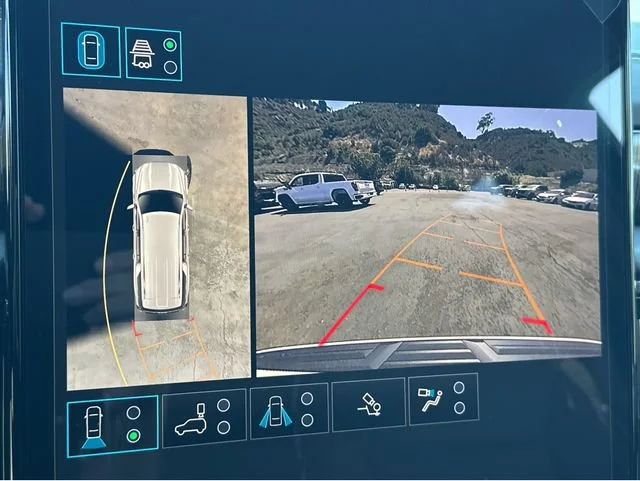 New 2026 Summit White GMC Elevation image 20