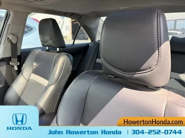 Used 2013 White Toyota SE image 9