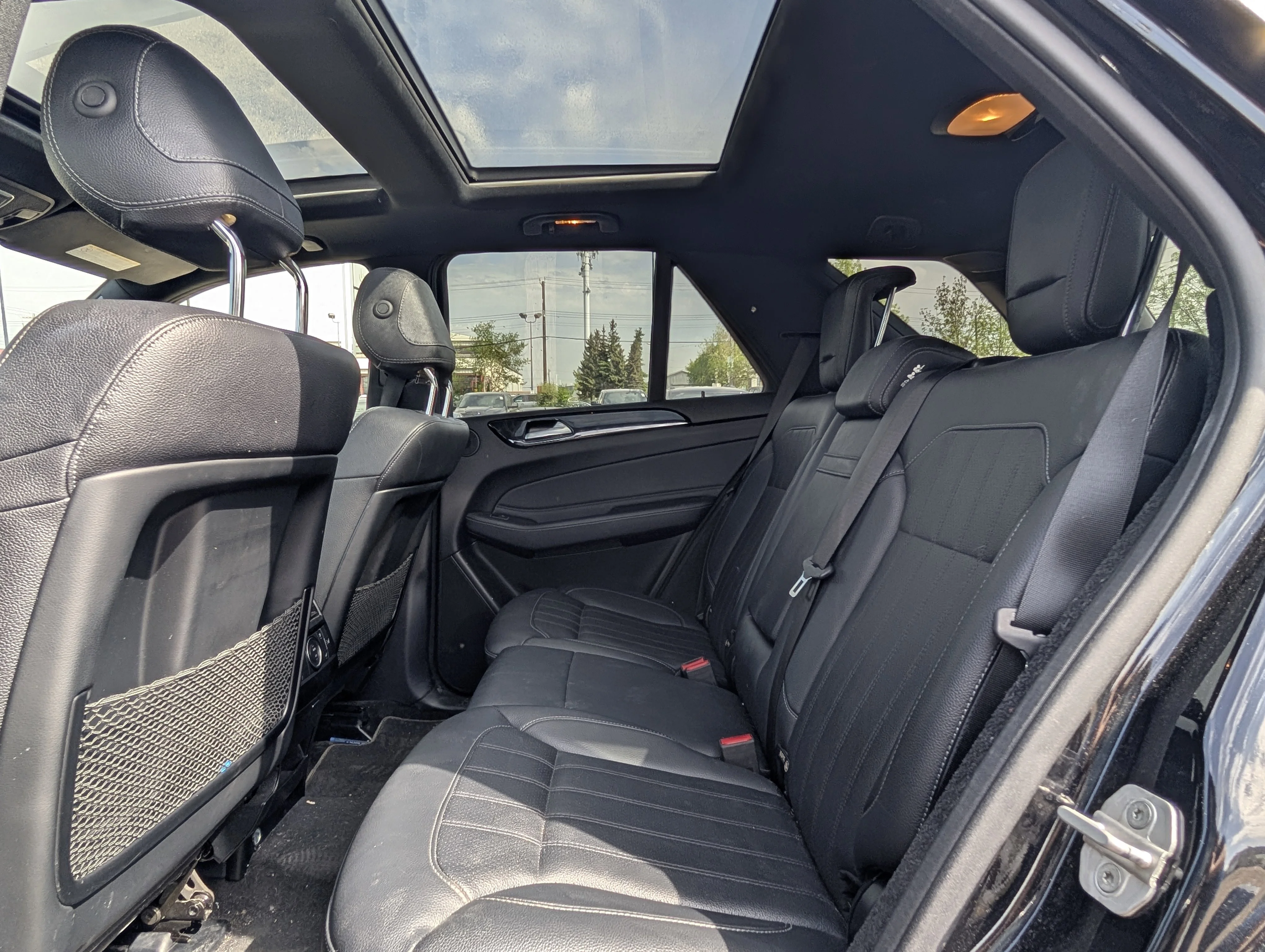 Used 2016 Black Mercedes-Benz GLE 350d image 21