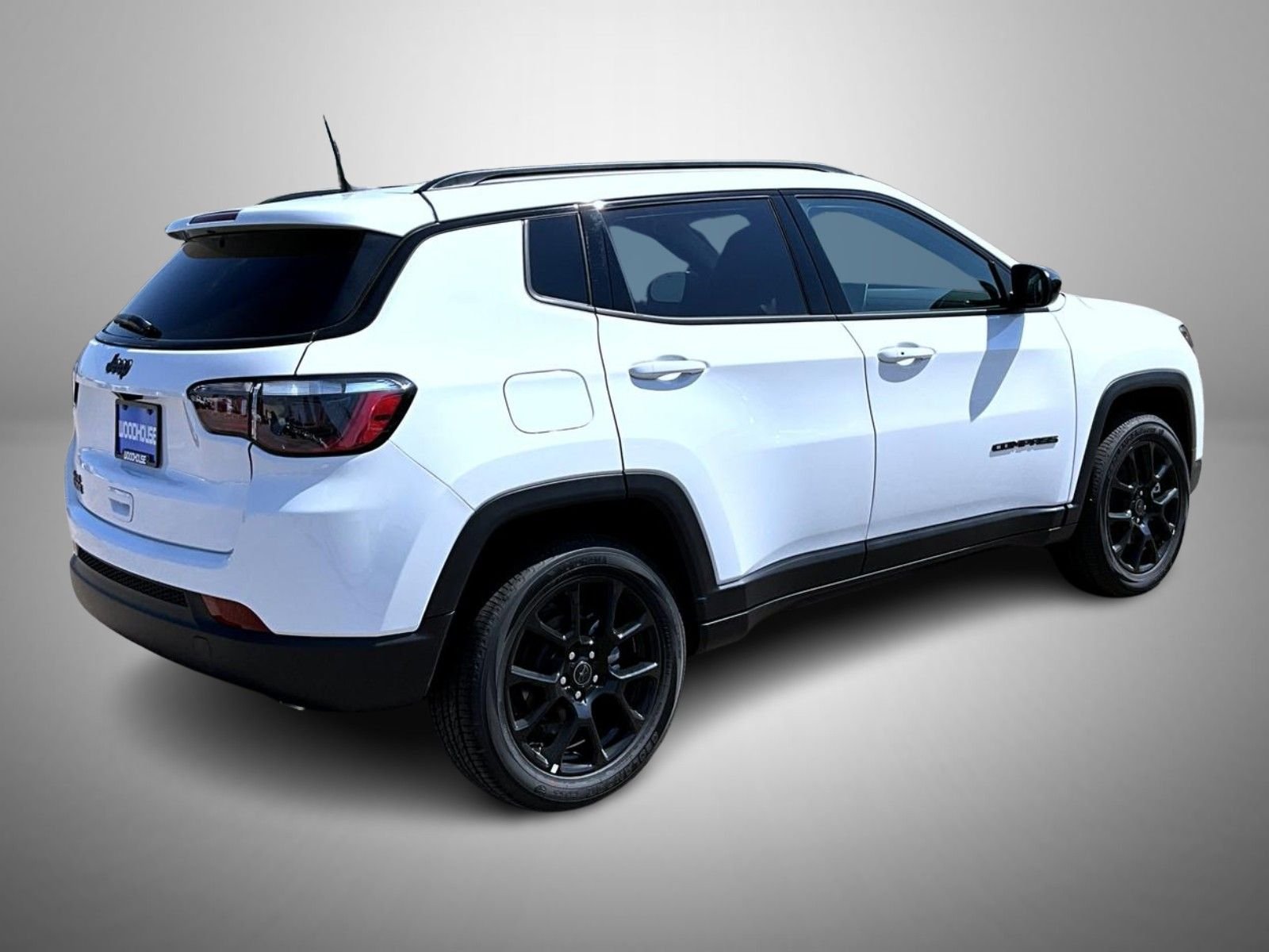 New 2026 Bright White Clearcoat Jeep Latitude image 5