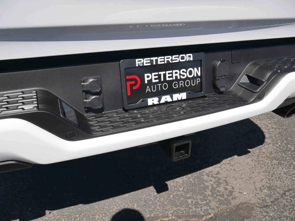 2026 RAM 1500 Laramie - Photo 8