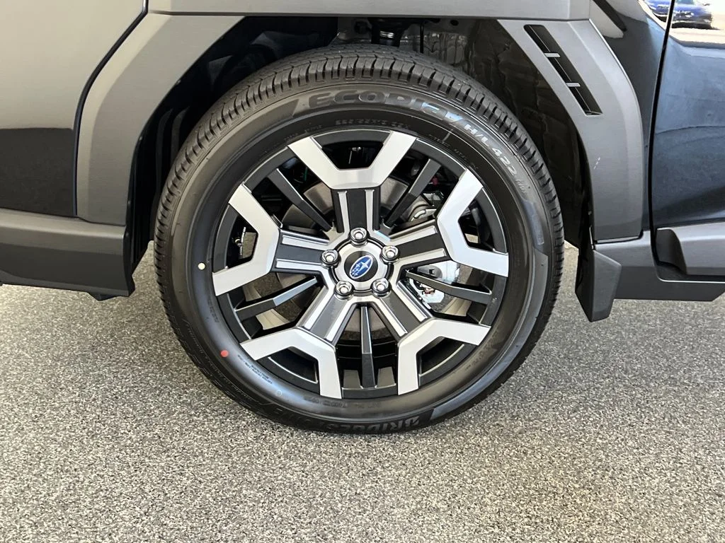 New 2026 CRYSTAL BLACK SILICA Subaru Touring XT image 28