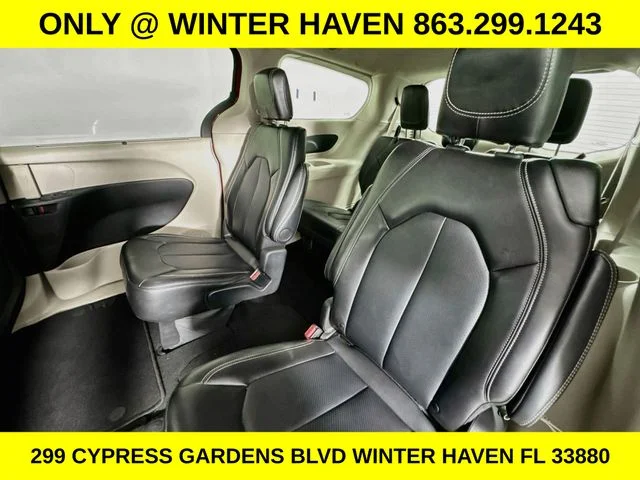 Used 2024 Red Chrysler Touring L image 22