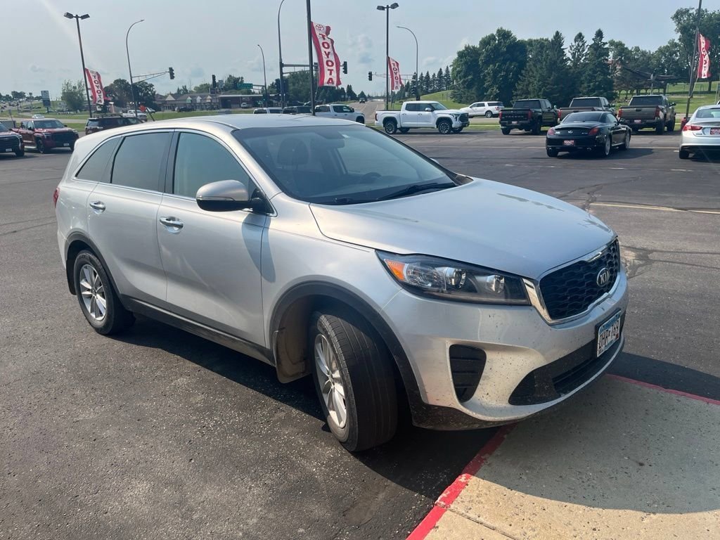 Used 2019 Kia Sorento LX with VIN 5XYPG4A36KG576764 for sale in Fergus Falls, Minnesota