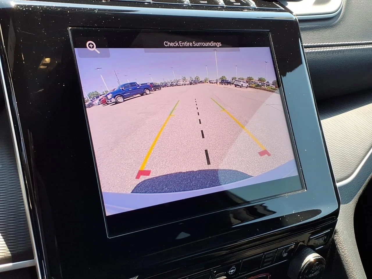 Used 2025 White Jeep Altitude image 3