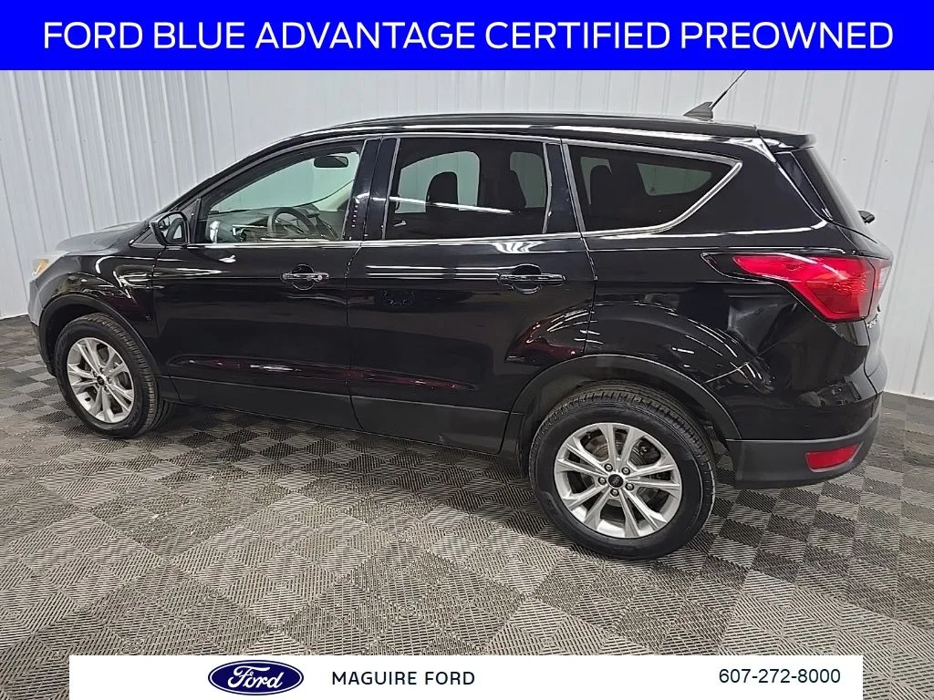 Used 2019 Black Metallic Ford SE image 5