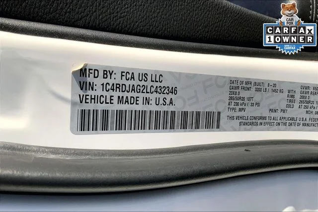 Used 2020 White Dodge SXT Plus image 32