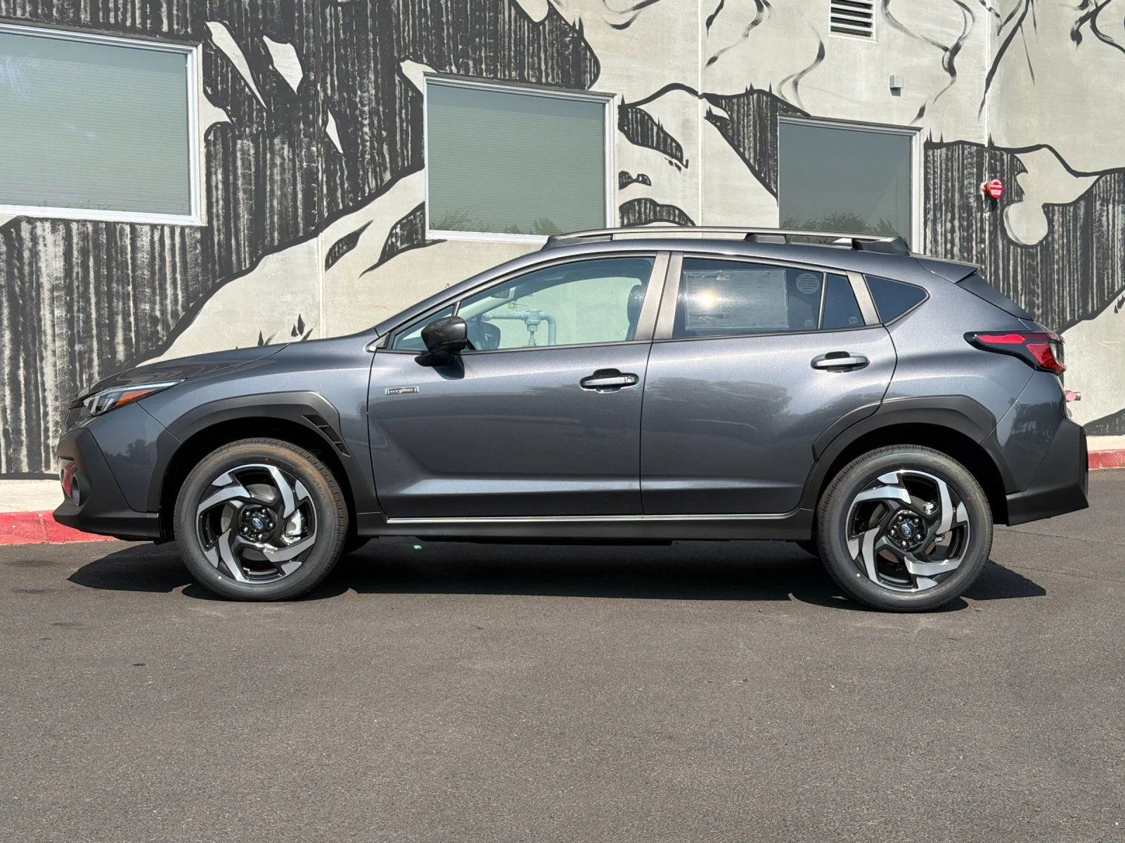 New 2026 MAGNETITE GRAY PEARL Subaru Limited Hybrid image 3