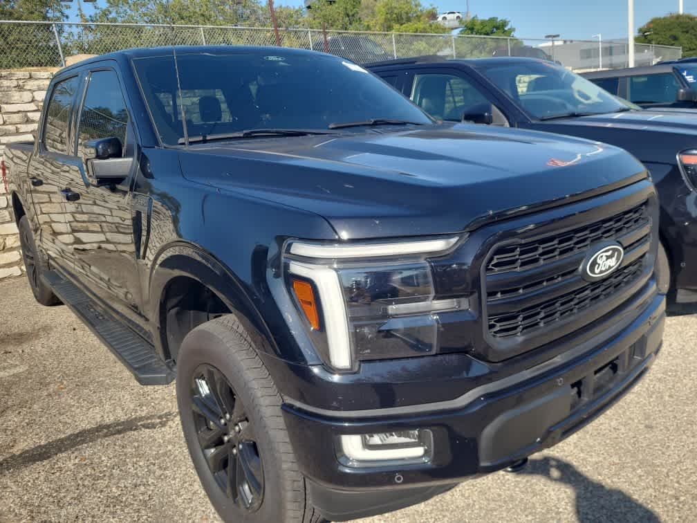 Used 2024 Agate Black Metallic Ford LARIAT image 4