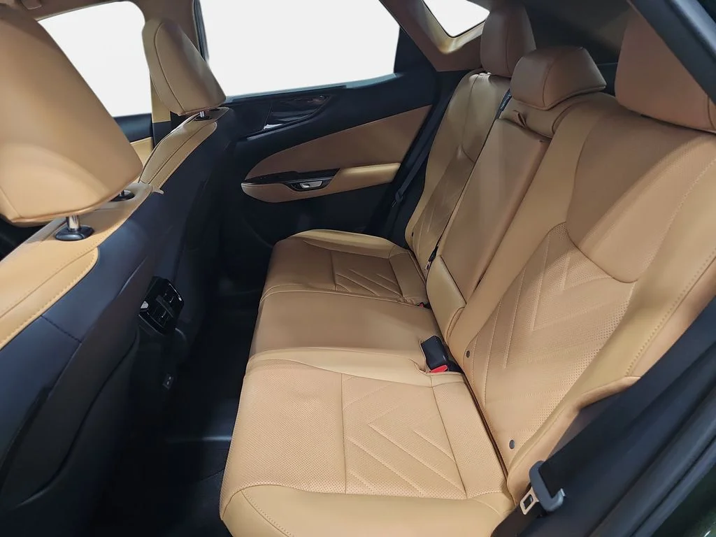 New 2026 Nori Green Pearl Lexus PREMIUM PLUS AWD image 10