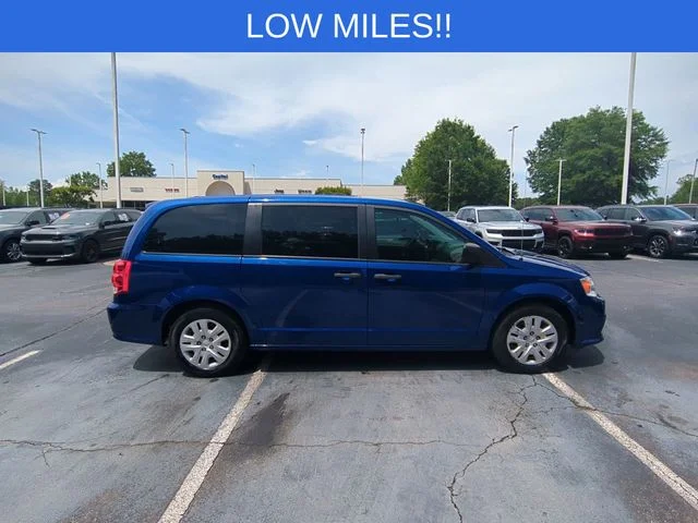 Used 2020 Blue Dodge SE image 6