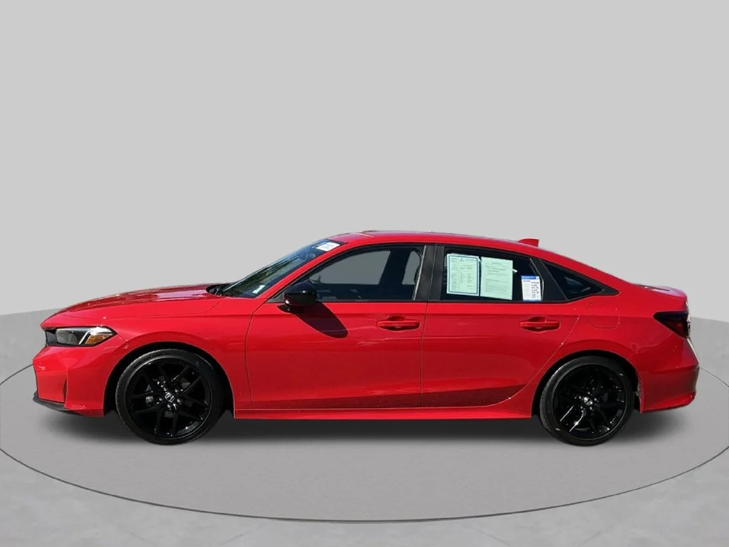 Used 2025  Honda Sport image 3
