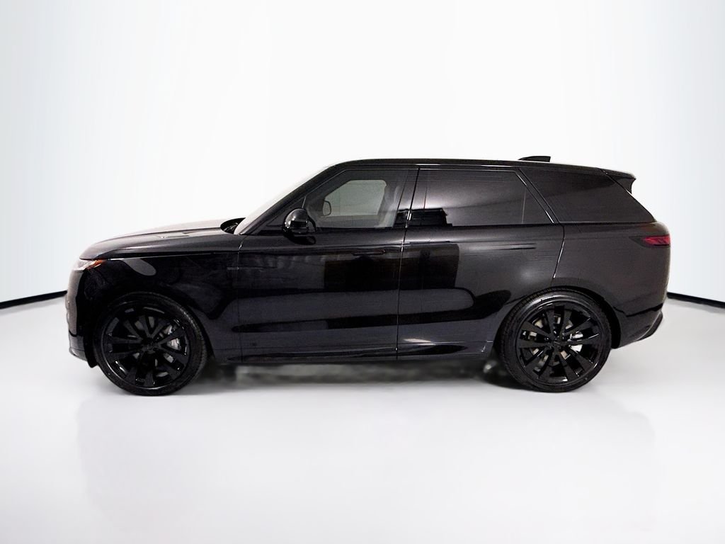 New 2026 Santorini Black LAND ROVER Dynamic SE image 8