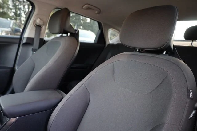 Used 2026 Blue Kia LXS image 18