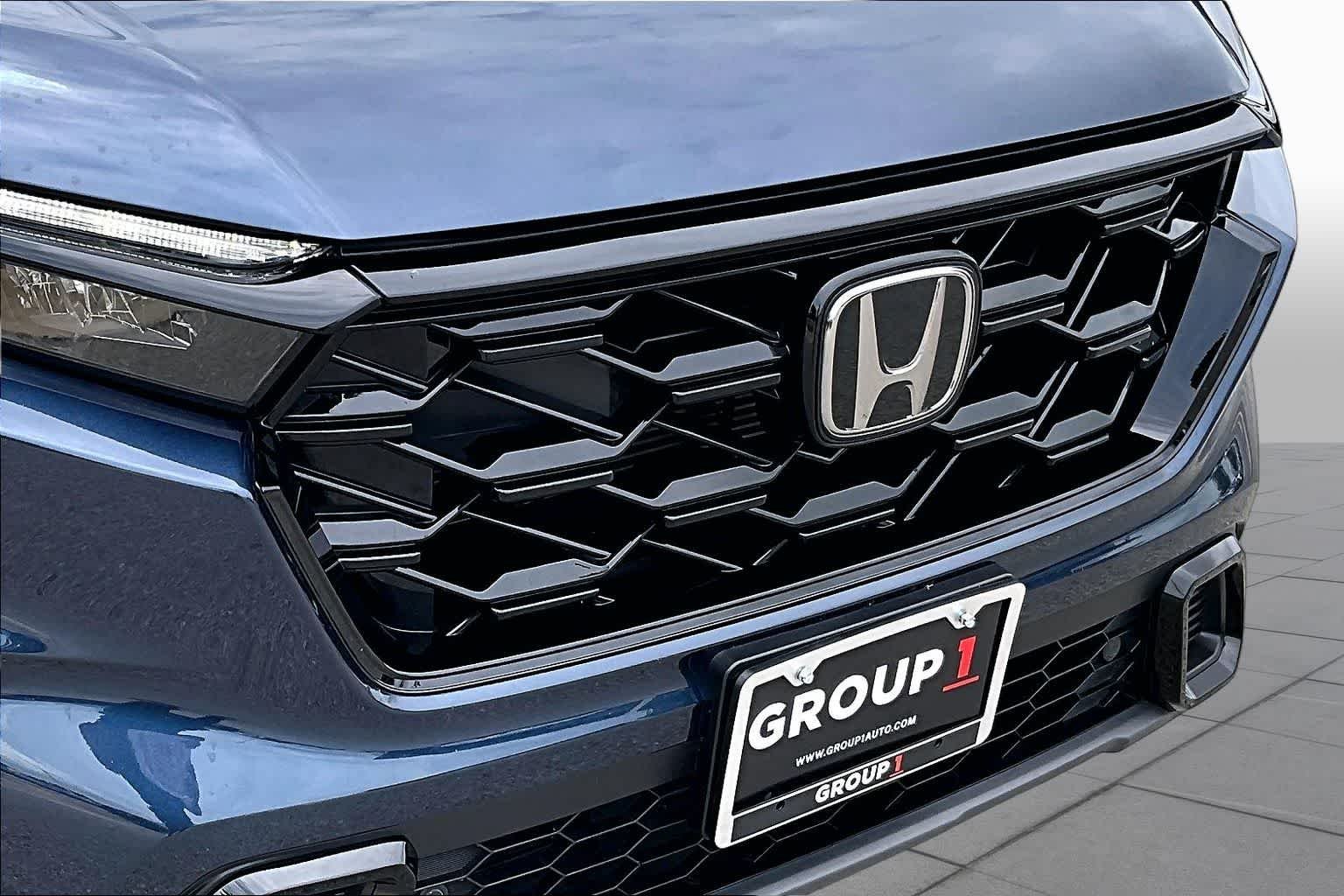 Used 2025 Canyon River Blue Metallic Honda Sport-L image 30