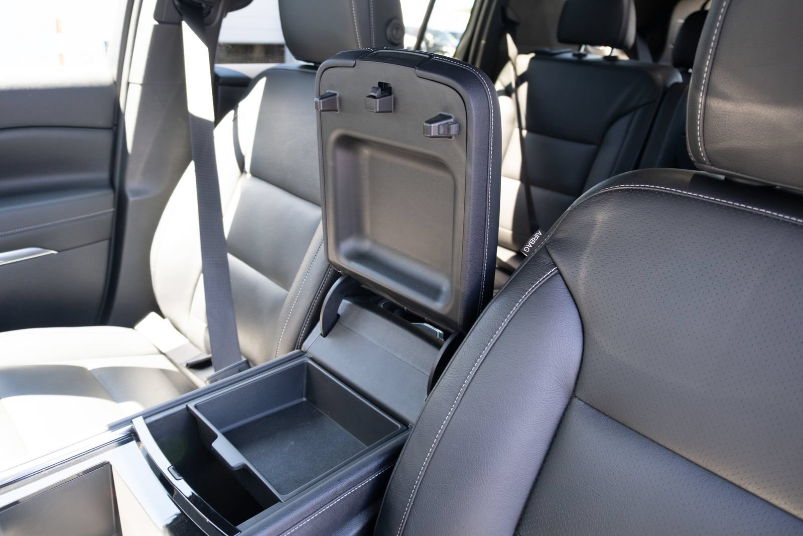 Used 2025 Lakeshore Blue Metallic Chevrolet LT image 8