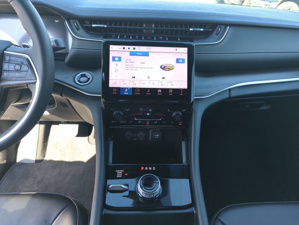 Used 2025 Red Jeep Limited image 24