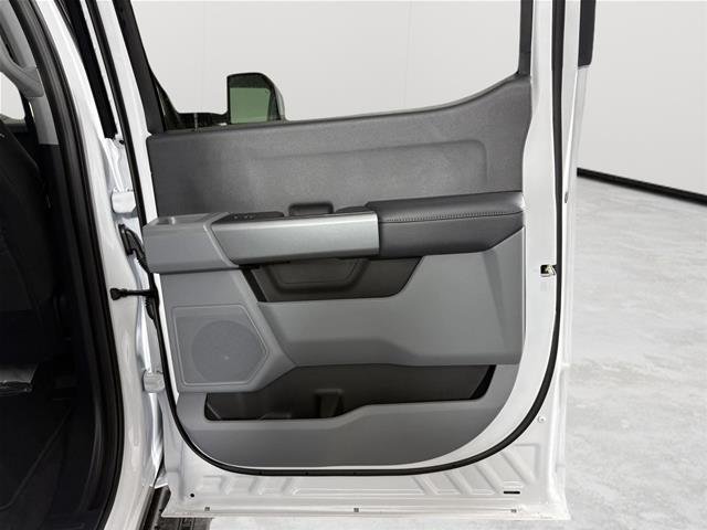 New 2026 Oxford White Ford F-350® XLT image 20